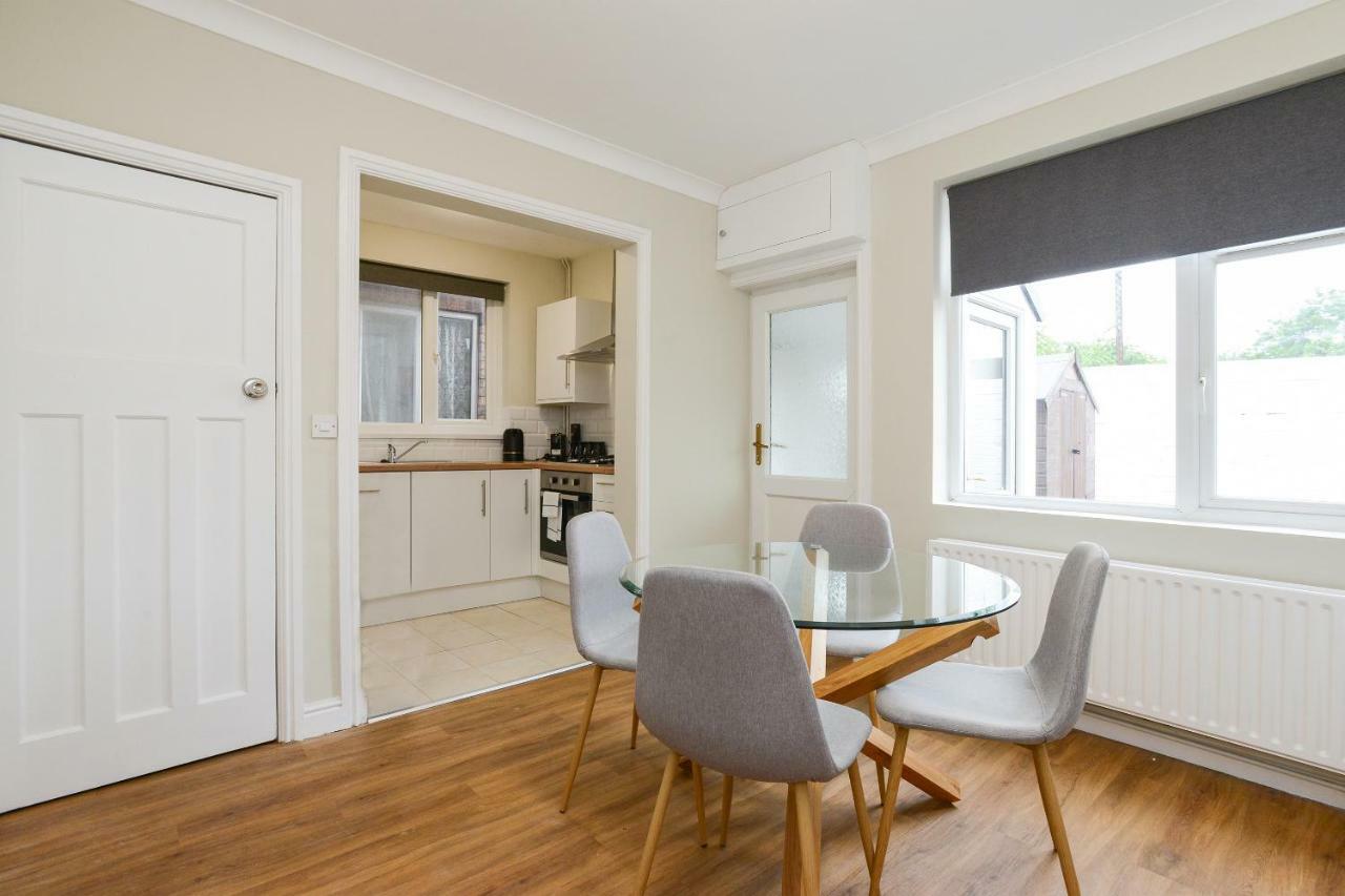 Cosy House In The Heart Of Beeston With Free Parking And Wifi Villa Nottingham Ngoại thất bức ảnh